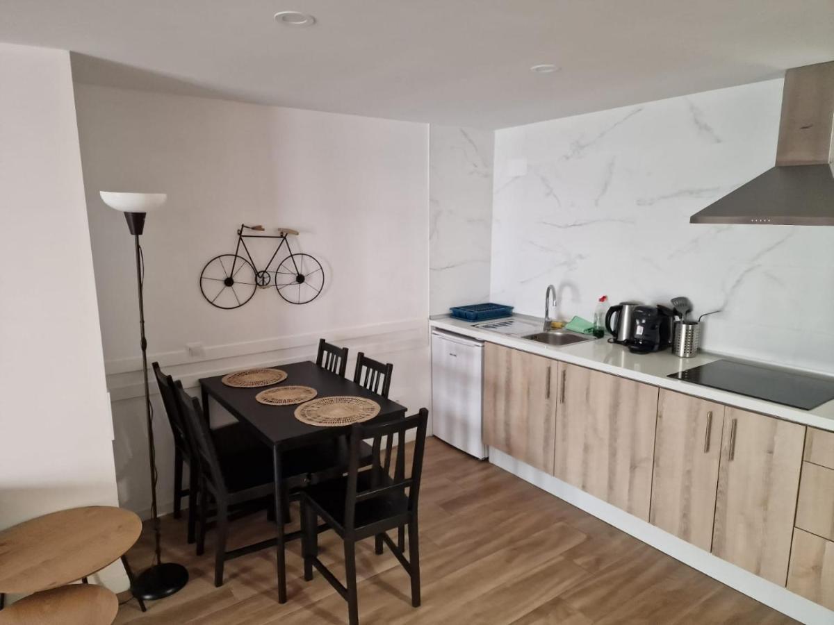 Moderno Apartamento Del Arquitecto Aparthotel Valencia Eksteriør bilde