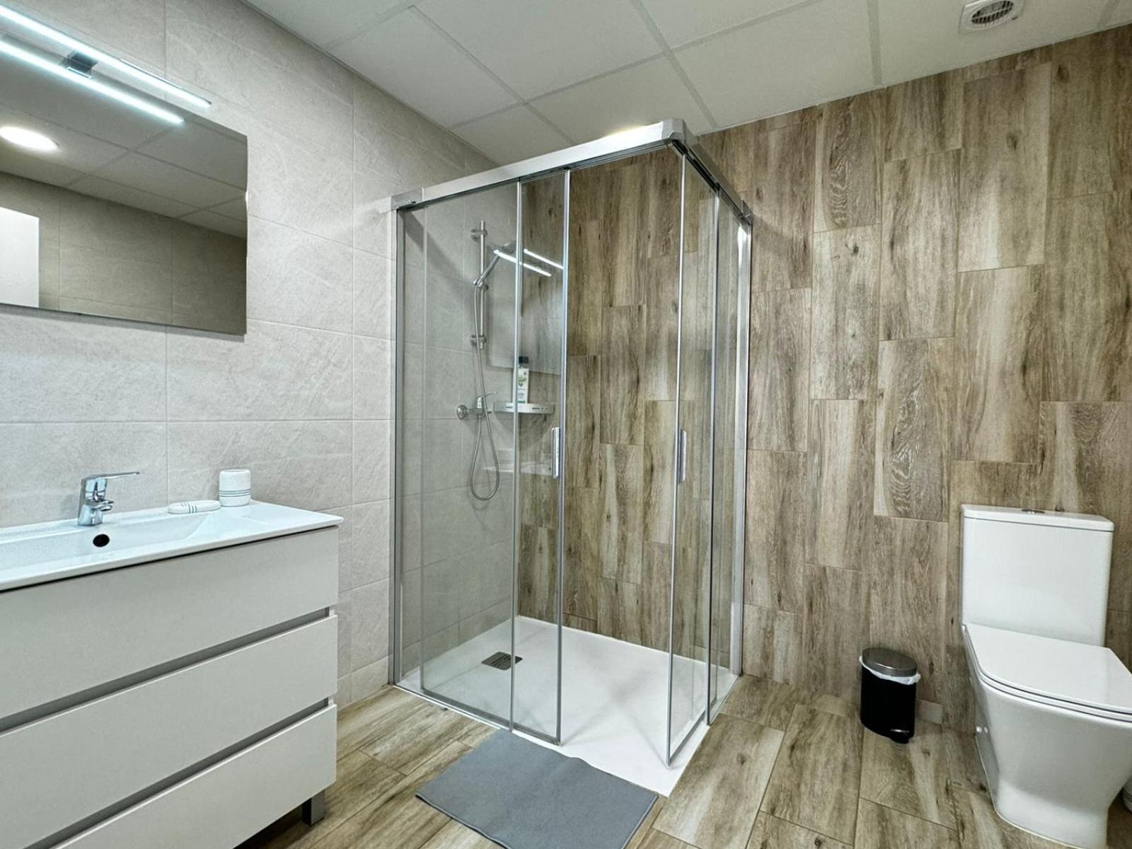 Moderno Apartamento Del Arquitecto Aparthotel Valencia Eksteriør bilde